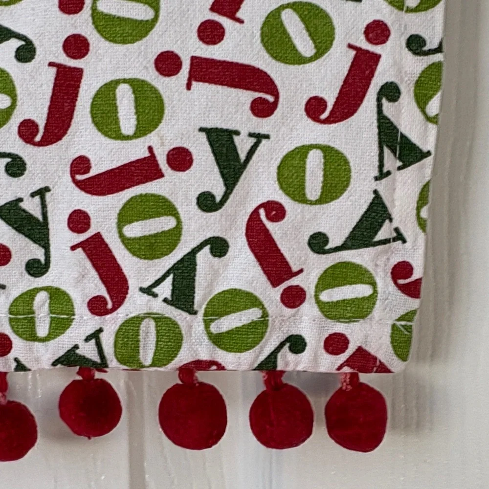 Crate&Barrel Festive Red and Green Kitchen Dish Tea Towel